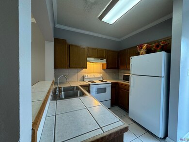 2632 S Roth Ave unit C, Gonzales, LA 70737 - photo 7