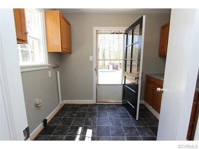 3108 Custis Rd, Richmond, VA 23225 - photo 5