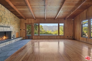 21277 Entrada Rd, Topanga, CA 90290 - photo 2