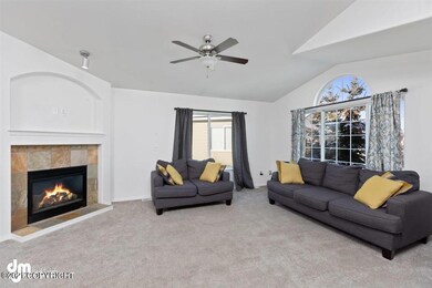 07-Living Room MS_9833