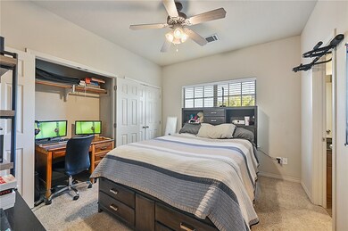 208 Forest Dr, College Station, TX 77840 - photo 5