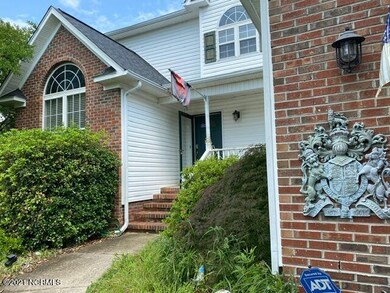317 Richmond Dr, Jacksonville, NC 28540 - photo 2