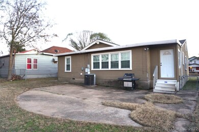 716 W Broadway St, Henryetta, OK 74437 - photo 4