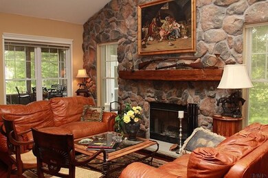 19 Killarney Ct, Saratoga Springs, NY 12866 - photo 4