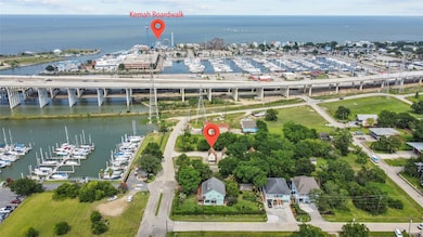 120 Grove Rd unit 4, Kemah, TX 77565 - photo 4