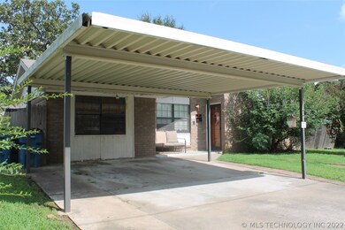 1518 S 4th St, McAlester, OK 74501 - photo 2