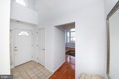 67 Griffith Miles Cir, Warminster, PA 18974 - photo 4