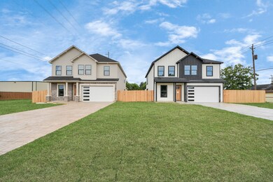 320 E Main St, La Porte, MS 77571 - photo 4