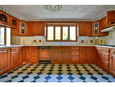 485 Rhodes Ave, Woonsocket, RI 02895 - photo 6