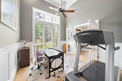 13822 Woodthorpe Ln, Houston, TX 77079 - photo 6