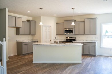 345 Woodside Ct, Batesville, IN 47006 - photo 5