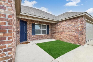 933 Ethan James St, Elkins, AR 72727 - photo 2