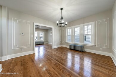 27 Fullerton St, Albany, NY 12209 - photo 5