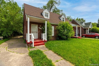 12710 Kelly Rd, Detroit, MI 48224 - photo 2