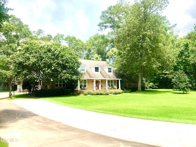 921 Tung Tree Dr, Picayune, MS 39466 - photo 3