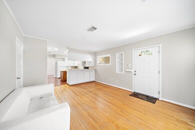 951 W 41st St, Houston, TX 77018 - photo 7