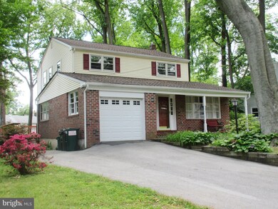 707 Devon Ln, Wallingford, PA 19086 - photo 2