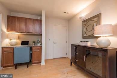 1200 Walnut St unit 602, Philadelphia, PA 19107 - photo 2