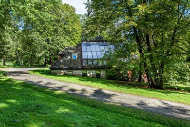 236 Kemble St, Lenox, MA 01240 - photo 3