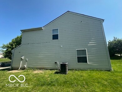 11663 Congressional Ln, Indianapolis, IN 46235 - photo 5