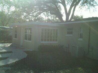 8255 Dickie Dr, Jacksonville, FL 32216 - photo 4