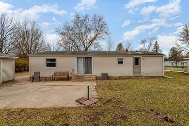 6945 NE Suburban Dr, Michigan City, IN 46360 - photo 7