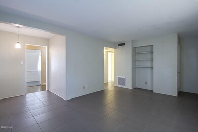 4373 E 16th St, Tucson, AZ 85711 - photo 4