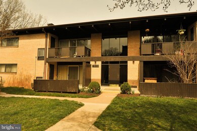 7813 Enola St unit 7, McLean, VA 22102 - photo 2