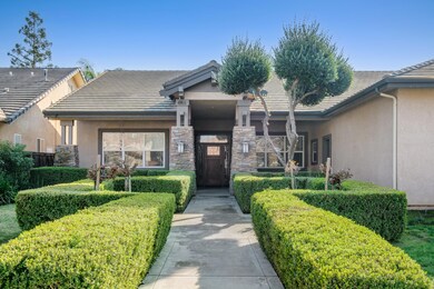 4811 W Vine Ave Visalia CA-print-002-002