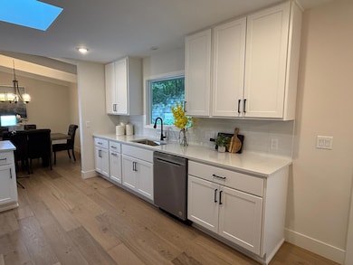 2611 Kyle Ave N, Golden Valley, MN 55422 - photo 6