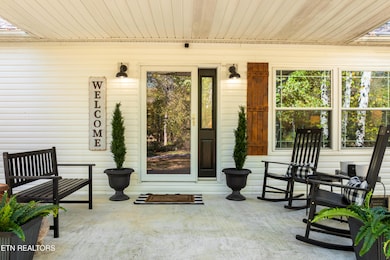 110 Beech Fork Ln, Wartburg, TN 37887 - photo 3