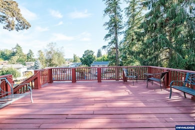 330 Patricia Dr, Gladstone, OR 97027 - photo 6