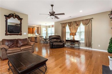 311 Jamestown Oaks Dr, Jamestown, NC 27282 - photo 5