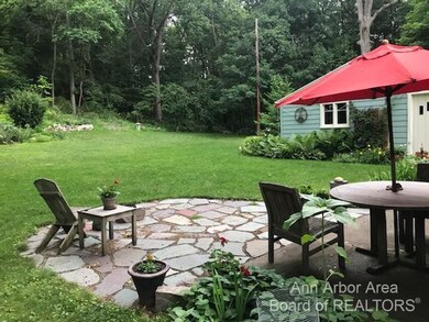 889 Wickfield Ct, Ann Arbor, MI 48105 - photo 5