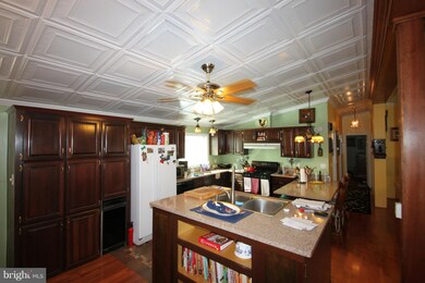 192 Sharp Rock Rd, Sperryville, VA 22740 - photo 6