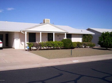 10442 W Caron Dr, Sun City, AZ 85351 - photo 2
