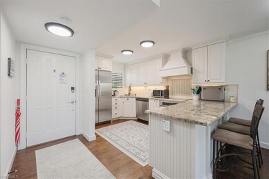 45 High Point Cir S unit 203, Naples, FL 34103 - photo 3