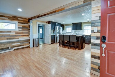 258 Kingsboro Ave, Gloversville, NY 12078 - photo 5