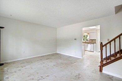 2064 Flanders Court-5.jpg-SMALL