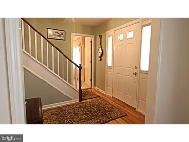 10 Fairfield Dr, Newark, DE 19711 - photo 2