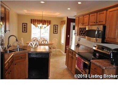 7413 Crabtree Dr, Louisville, KY 40228 - photo 6