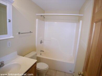 1st Floor Bathroom