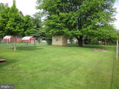 229 Devonshire Rd, Hagerstown, MD 21740 - photo 7