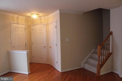 204 Hupps Hill Ct, Strasburg, VA 22657 - photo 2