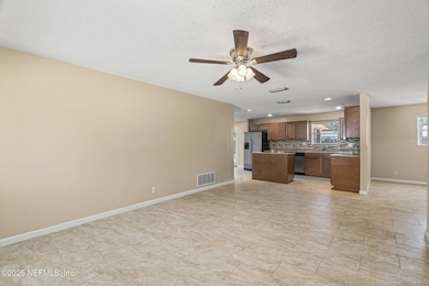 Living Room-2 1683 Pecan Ct_OP FL_0010
