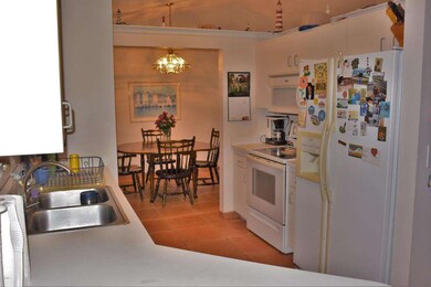 Large, Open Kitchen!