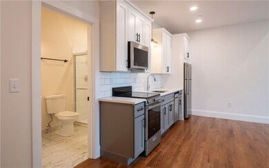 15 Cranston Ave unit 22, Newport, RI 02840 - photo 4