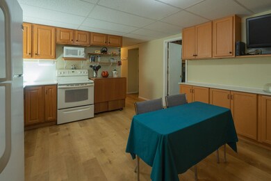 7 Allison Ln, Vernon, VT 05354 - photo 3