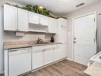 19511 S Main St, Cornelius, NC 28031 - photo 7