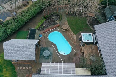 Pool 2